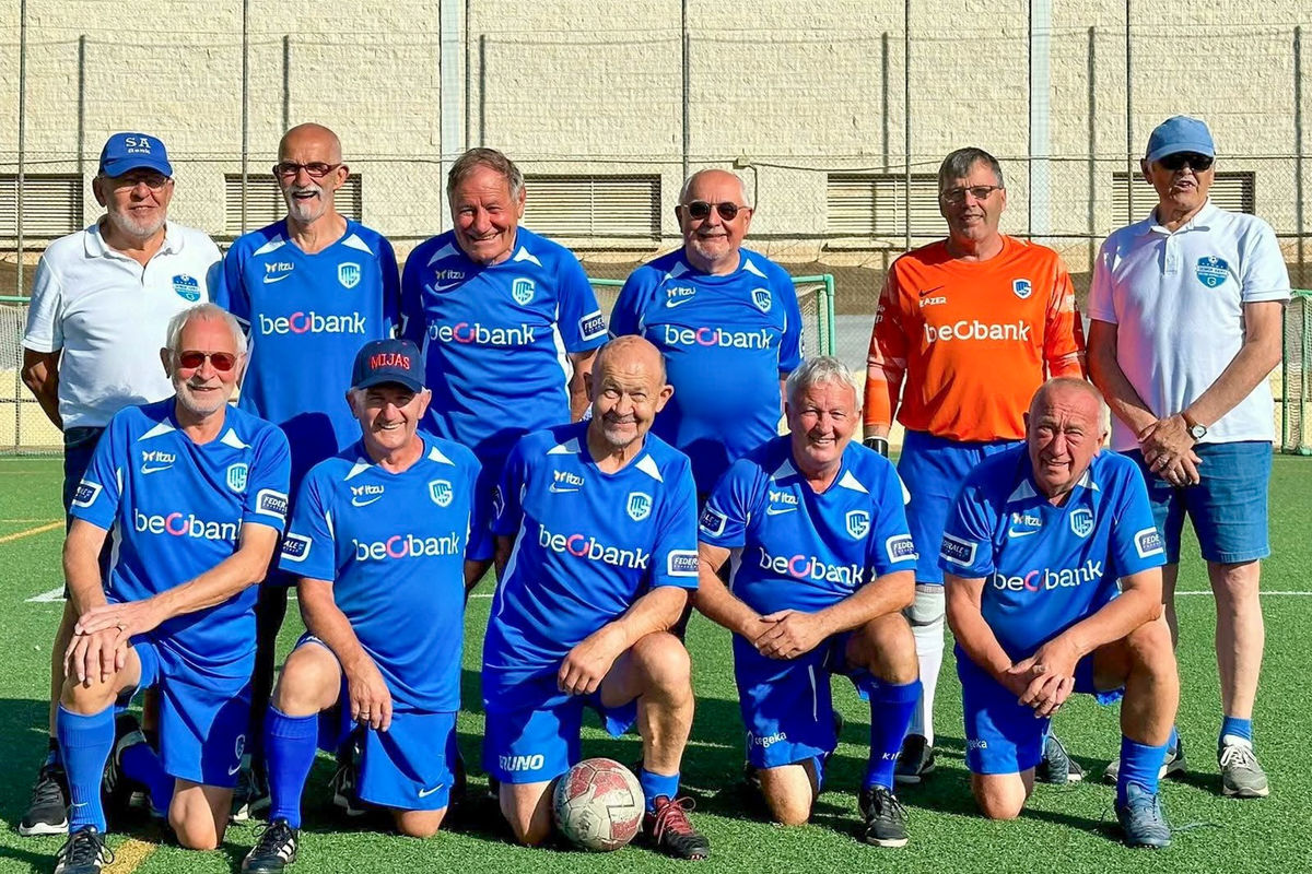 Senior Army geniet van Spaanse zon